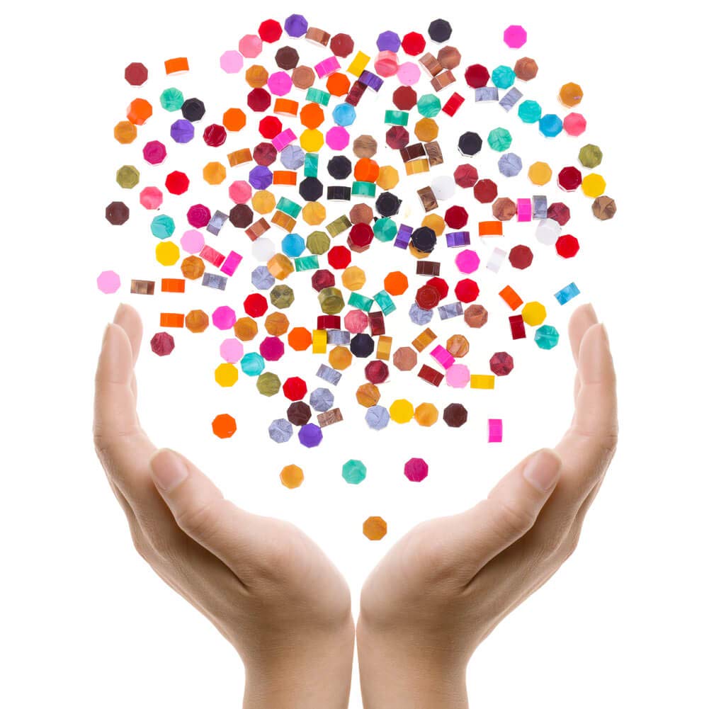 PAXCOO 624Pcs Sealing Wax Beads, Sealing Wax for Wax Seal Stamp, Hexagon Wax Seal Beads with A Wax Spoon and 4Pcs Tea Candles (24 Colors)