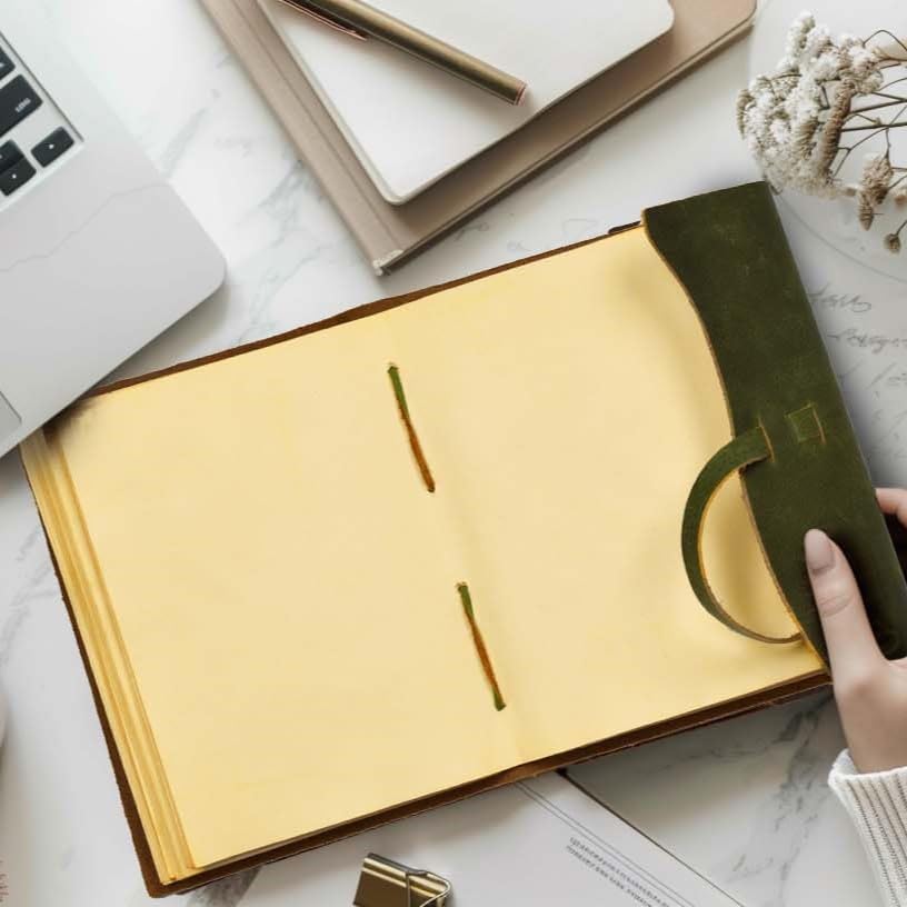 LEATHER VILLAGE Leather Bound Journal - Green, 7"X5", 220 Pages - Vintage Blank Paper Diary for Writing, Drawing, Sketchbook, and Travel Notebook - Ideal for Women and Men