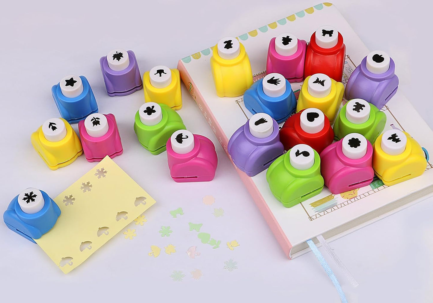 Craft Punch and Creative Scissors, 26pcs Craft Scissors Decorative Edge Set for Adults, 6 PCS Decorative Edge Scissors,20 Paper Punch for Scrapbooking, Crafts, DIY Photos Album