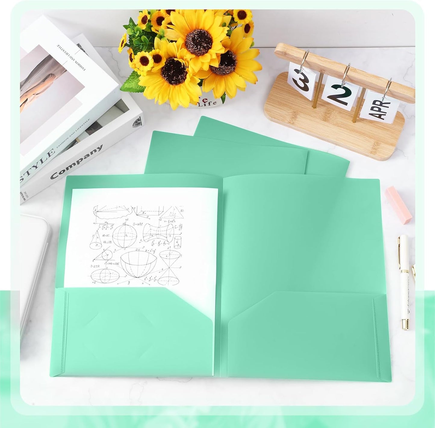 Gueevin 150 Pcs Plastic Folders with Pockets, Two Pocket Folder Fit 8.5 x 11 Inch Letter Size Paper, Heavy Duty School Folders Business Card Holder for Home Office School Bussiness (Light Green)