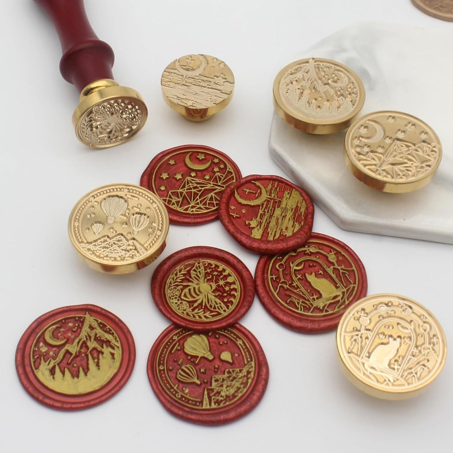 Wax Seal Stamp Kit, 6 Pcs Wax Seal Stamp Head 1 Wooden Hilt Letter Wax Seal Kit, Sealing Wax Stamp Seal Set Include Bee/Cat/Mountain/Sea/Moon Envelope Sealing Wax Stamps for Wedding Invitation