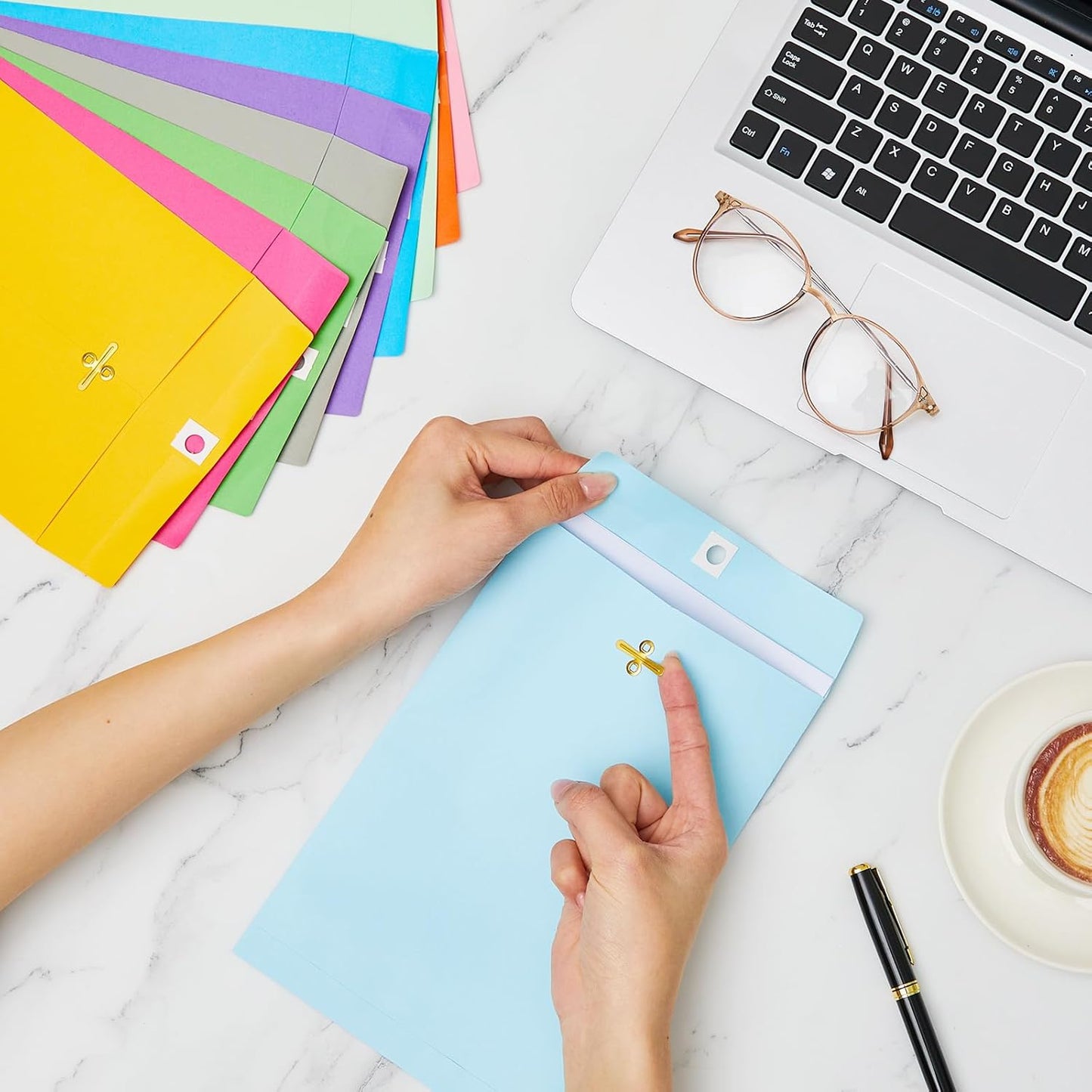 Geyee 100 Pcs Clasp Manilla Envelopes 6 x 9 Inch Gummed Colored Envelopes for Storing or Mailing for Home Office Business Supplies(10 Colors)