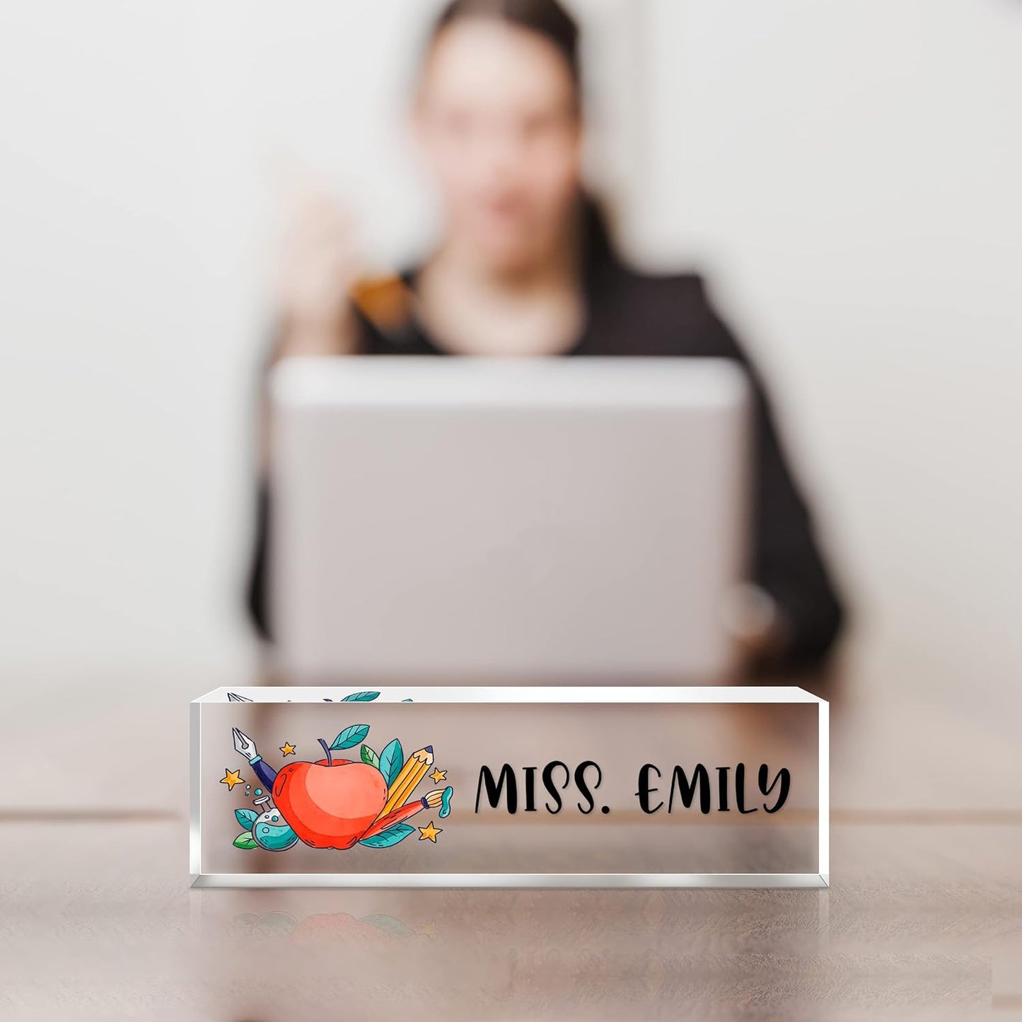 Desk Name Plate Personalized, Premium Clear Teacher Acrylic Desk Name Plate, Personalized Name Plate for Desk, Office Decor for Women or Men Coworkers, Boss, Employee, Teacher