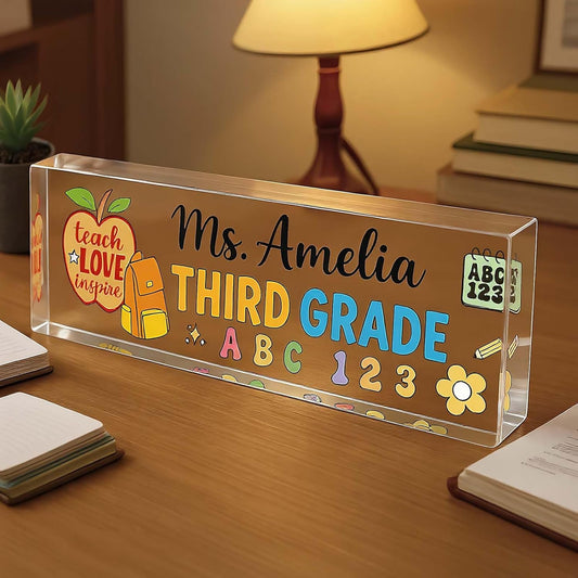 Custom Desk Name Plate, Teacher Name Plate for Desk, Office Decor for Women, Coworkers, Employee (S6)