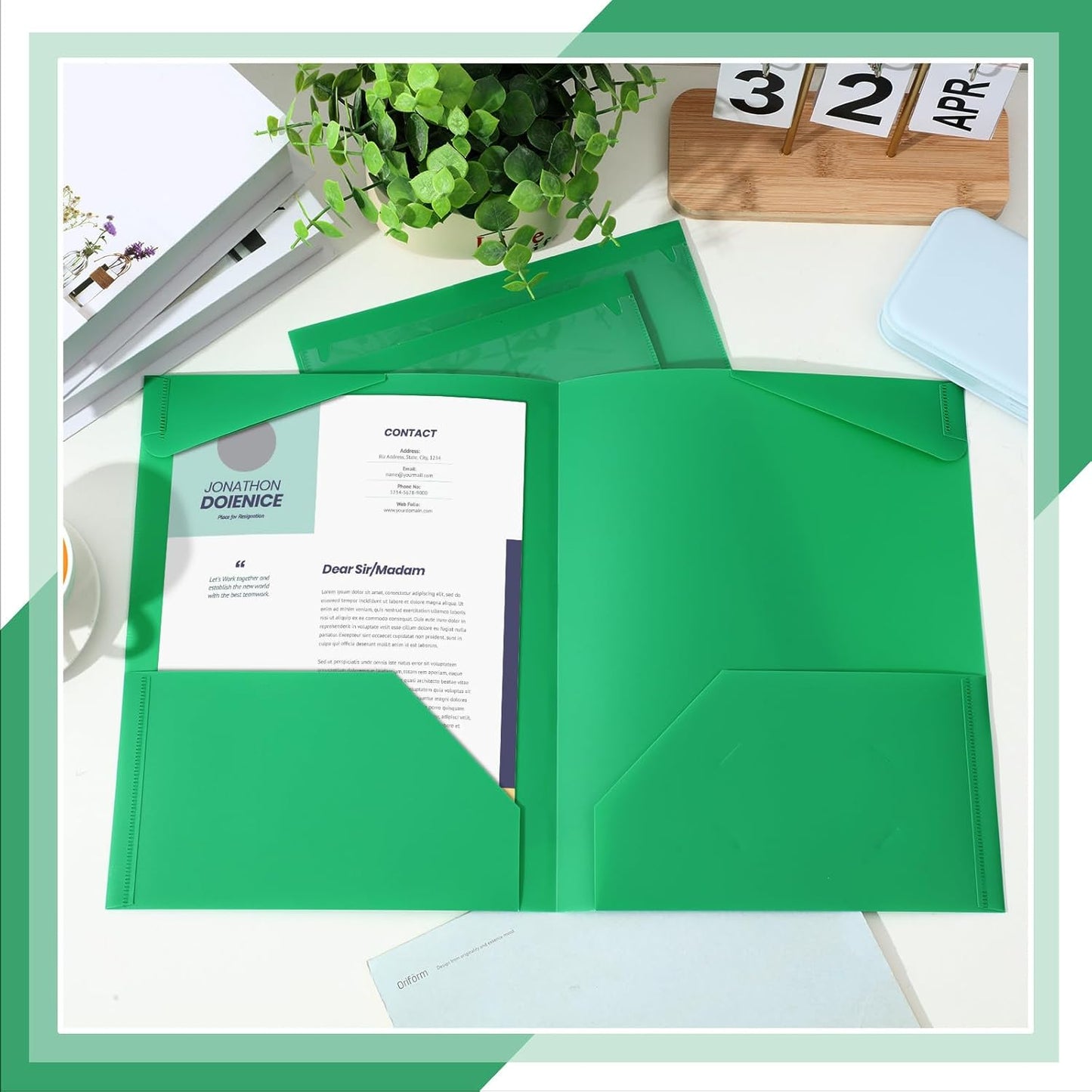 Henoyso 100 Pcs Plastic Folders with Clear Front Pockets Bulk Heavy Duty File Folders with 2 Pockets and Card Slot for Student Teacher Back to School Supplies Office Presentation (Green)