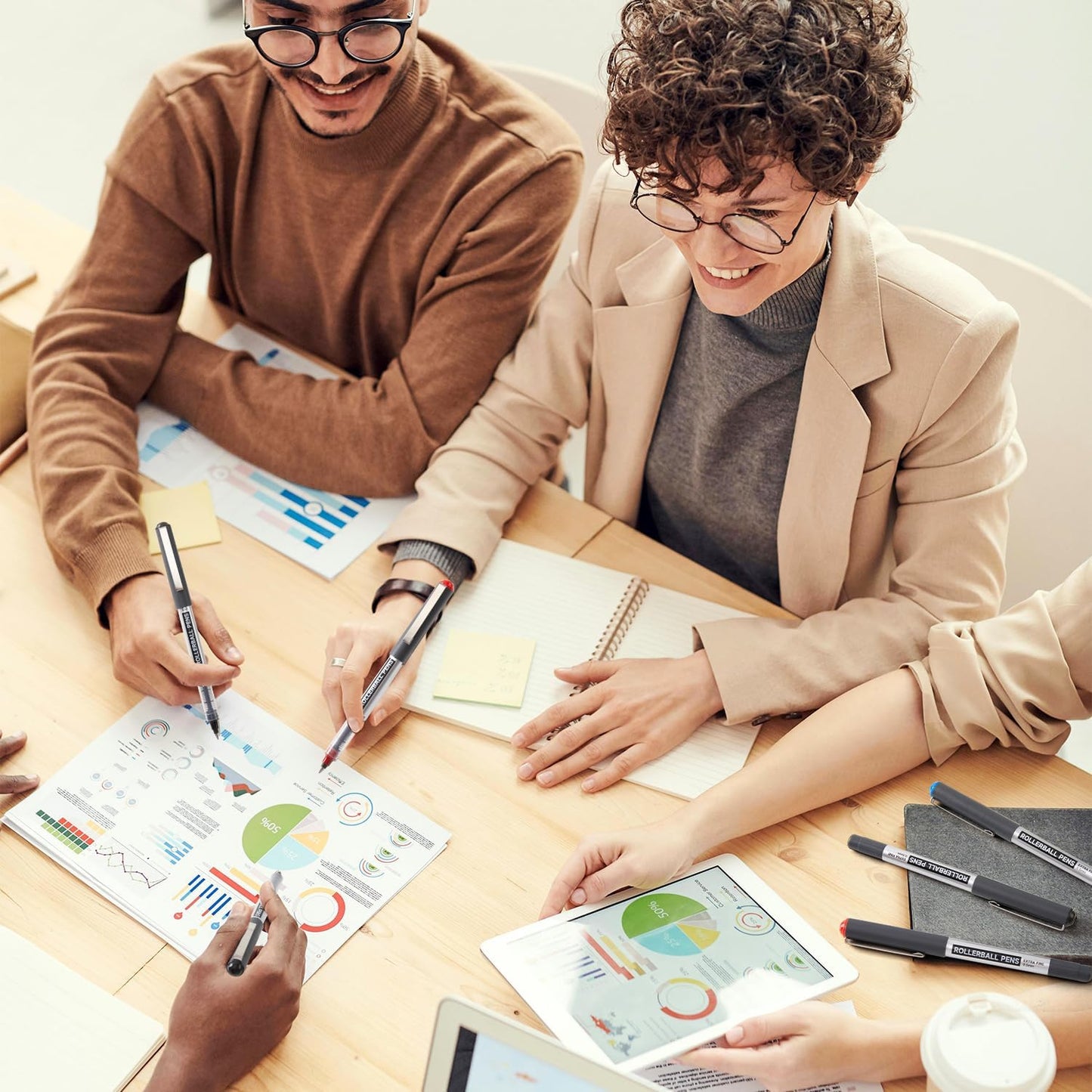 Shuttle Art RollerBall Pens, 25 Pack(21 black 2 blue 2 red) Fine Point Roller Ball Pens, 0.5mm Liquid Ink Pens for Writing Journaling Taking Notes School Office