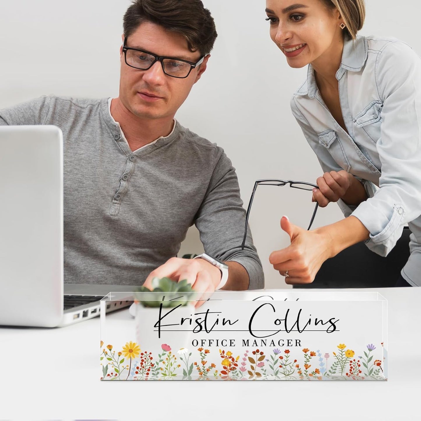 Custom Name Plate for Desk, Acrylic Office Decor For Women Men, Personalized Office Desk Accessories, Teacher Employee Appreciation Gifts For Social Worker Boss Coworkers (Flowers-1)