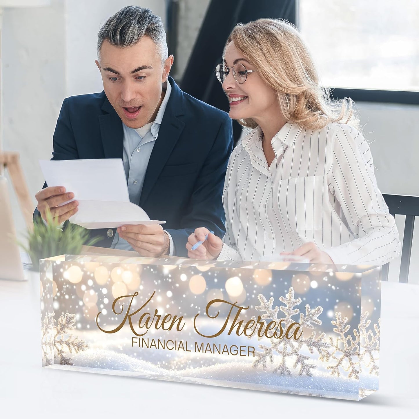 Custom Office Name Plate, Personalized Gifts for Women & Men, Appreciation Gifts for Employees, Office Desk Accessory (Shining Snowflake)