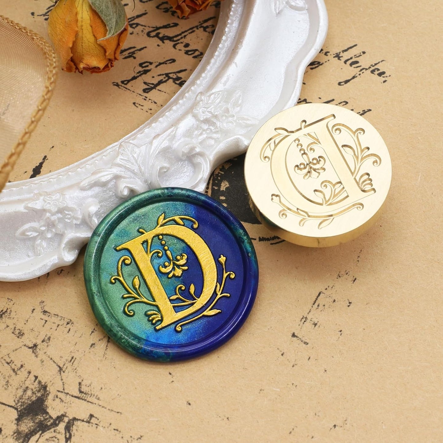 SWANGSA Initial Alphabet D Wax Seal Stamp Kit, Classic Retro Letter Sealing Stamp with 200pcs Sealing Wax Beads Kit for Wedding Invitations Cards Envelopes (D)