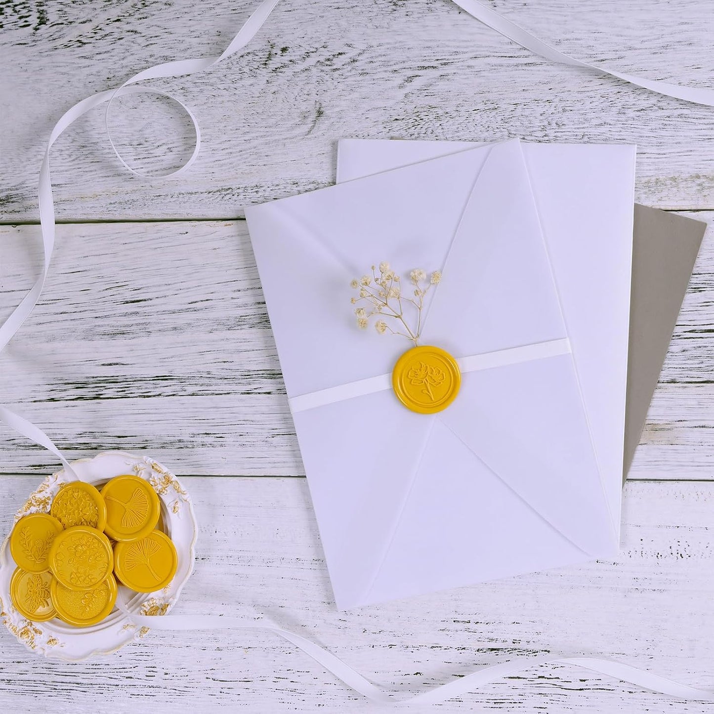 UNIQOOO Mustard Yellow Sealing Wax Sticks for Wax Seal Stamp - Perfect for Wedding Invitations, Cards Envelopes, Snail Mails, Wine Packages, Christmas Gift Ideas, Pack of 8